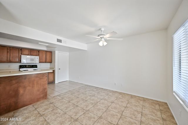 4730 W NORTHERN Avenue 1114, Glendale, AZ 85301