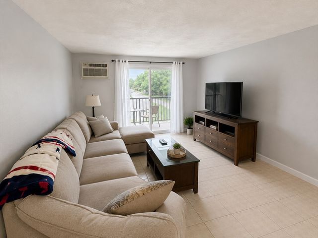 9 Kenmar Dr 13, Billerica, MA 01821
