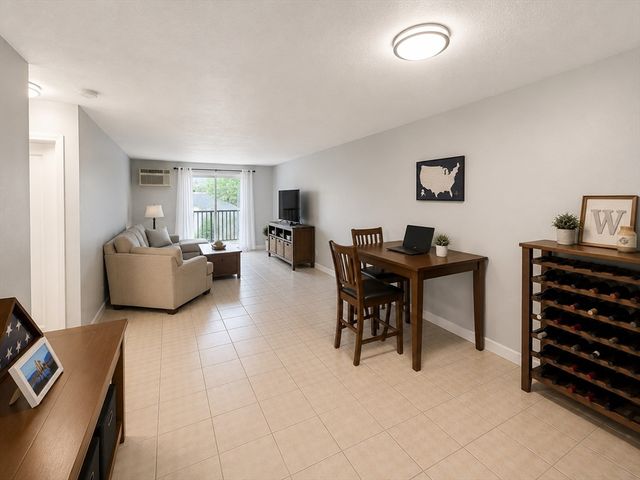 9 Kenmar Dr 13, Billerica, MA 01821