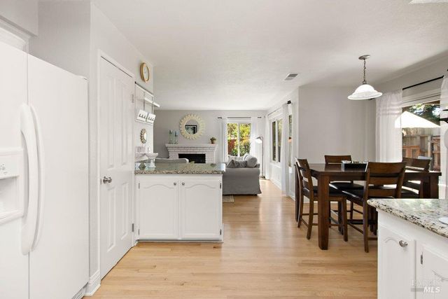 645 Snapdragon Pl, Benicia, CA 94510
