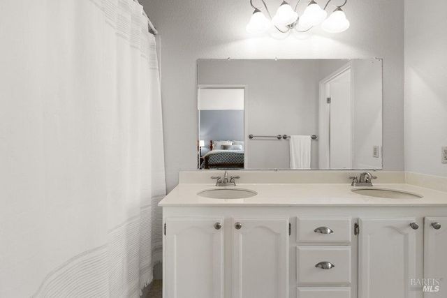 645 Snapdragon Pl, Benicia, CA 94510