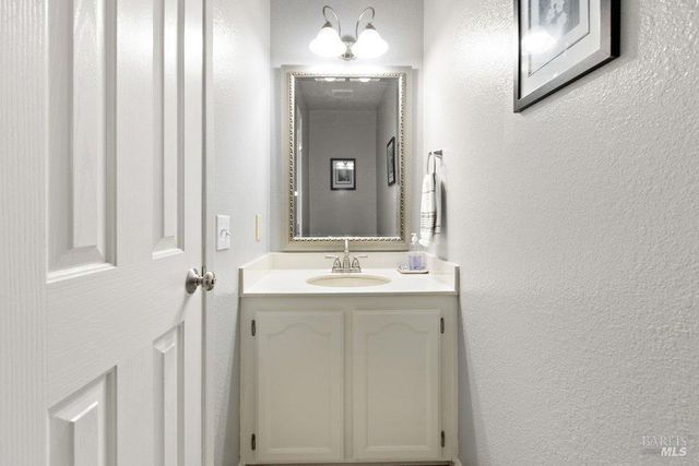 645 Snapdragon Pl, Benicia, CA 94510