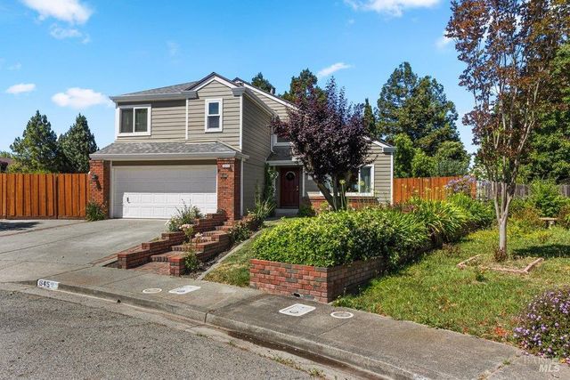 645 Snapdragon Pl, Benicia, CA 94510