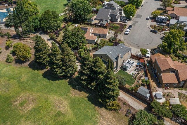 645 Snapdragon Pl, Benicia, CA 94510