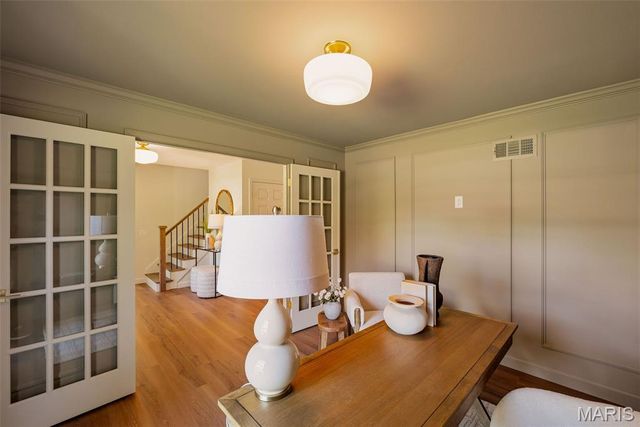 19 Sackston Woods Lane, St Louis, MO 63141