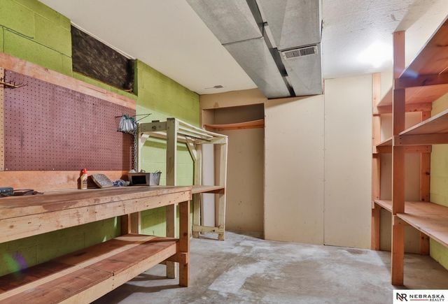 8741 Charles Street, Omaha, NE 68114