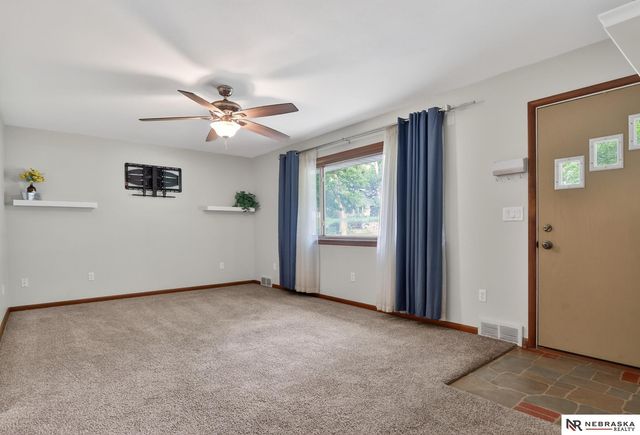 8741 Charles Street, Omaha, NE 68114