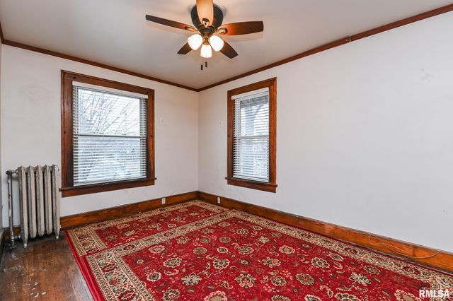 301 E THRUSH Avenue, Peoria, IL 61603