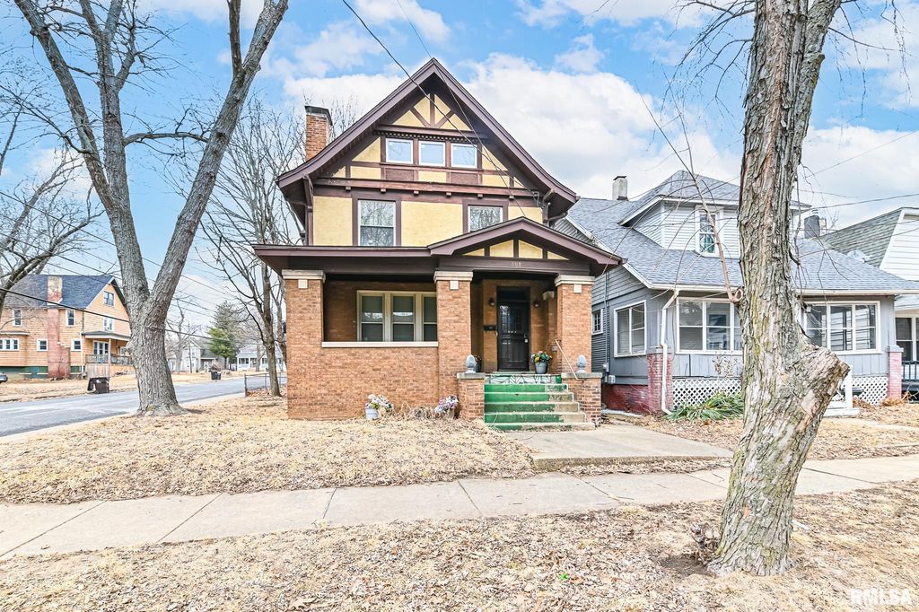 301 E THRUSH Avenue, Peoria, IL 61603