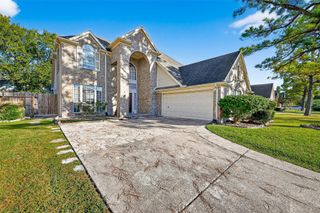2506 Parkhaven Drive, Sugar Land, TX 77478