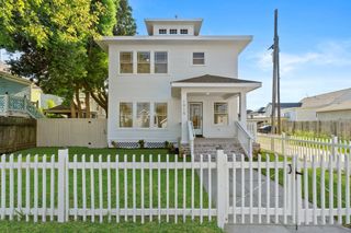 1915 32nd Street, Galveston, TX 77550
