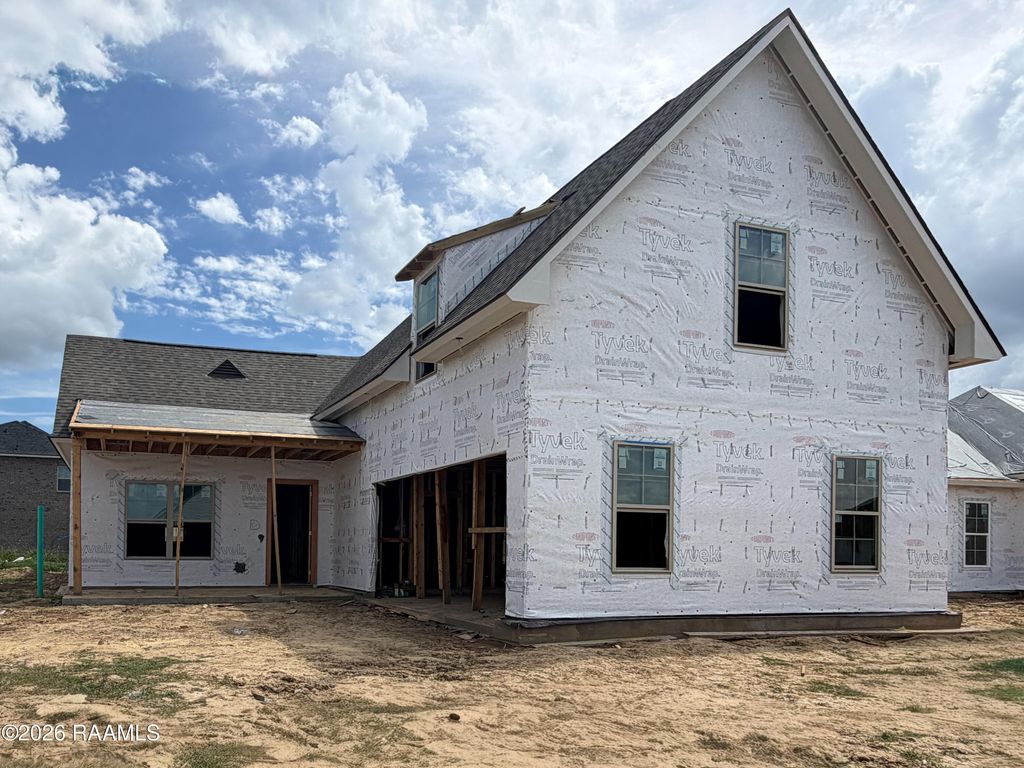 203 High Point Way, Youngsville, LA 70592
