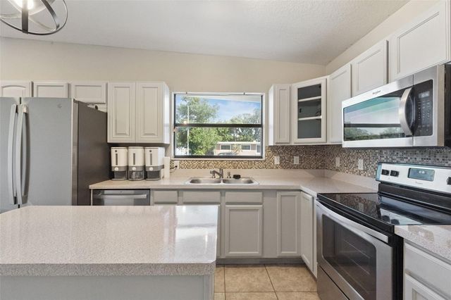 6304 YELLOWSTONE STREET, Orlando, FL 32807