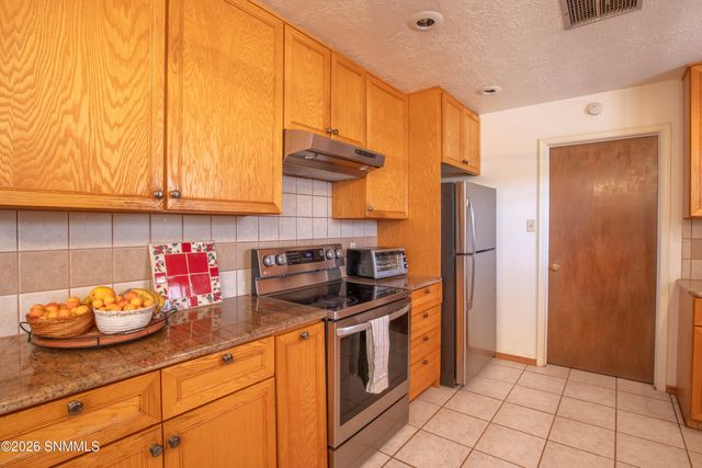 4735 Campbell Road, Las Cruces, NM 88007