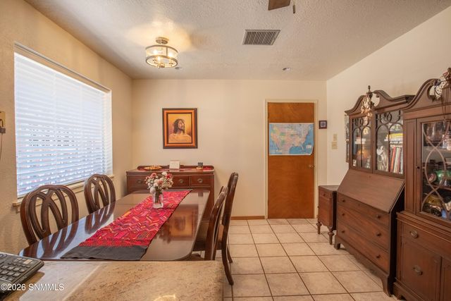 4735 Campbell Road, Las Cruces, NM 88007