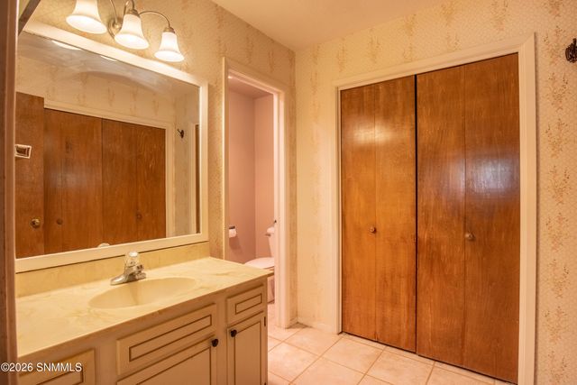 4735 Campbell Road, Las Cruces, NM 88007