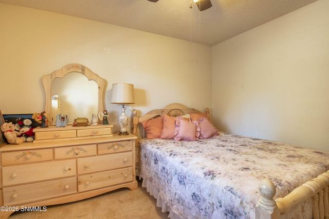 4735 Campbell Road, Las Cruces, NM 88007
