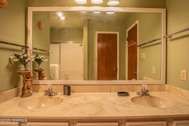 4735 Campbell Road, Las Cruces, NM 88007