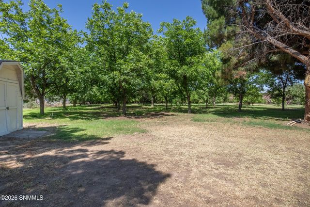 4735 Campbell Road, Las Cruces, NM 88007