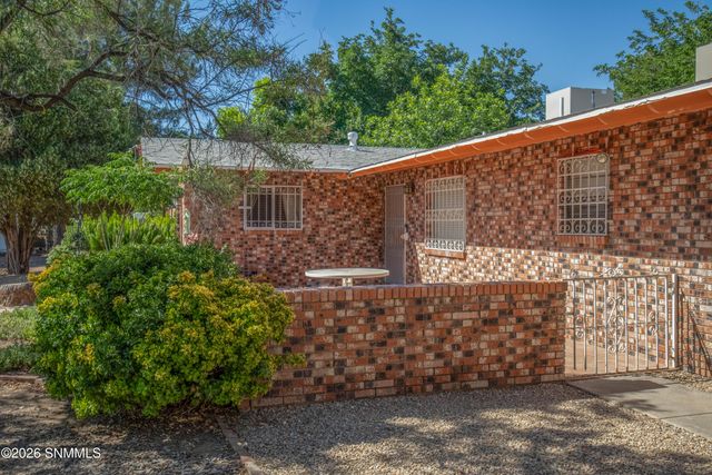 4735 Campbell Road, Las Cruces, NM 88007
