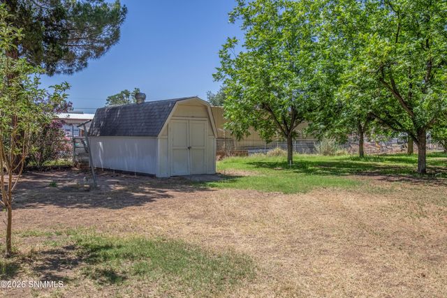 4735 Campbell Road, Las Cruces, NM 88007