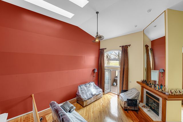 70 W Deer Haven ct Court, Crete, IL 60417