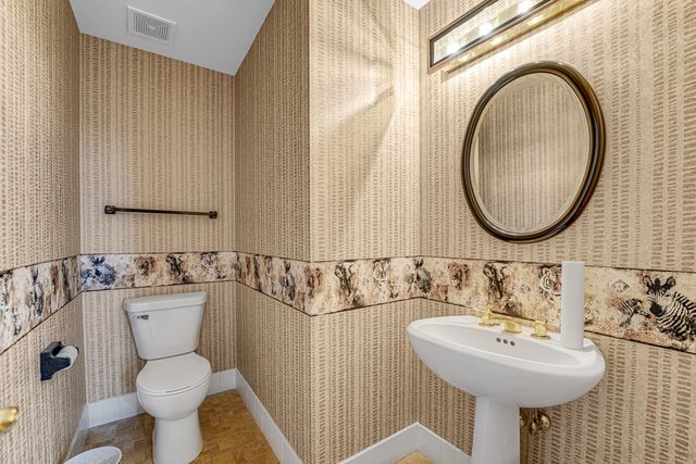 70 W Deer Haven ct Court, Crete, IL 60417