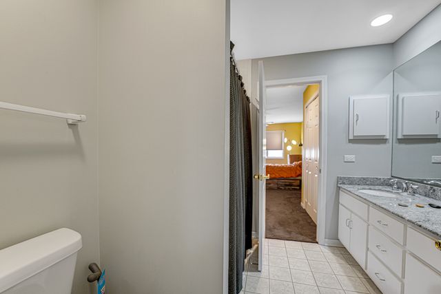 70 W Deer Haven ct Court, Crete, IL 60417