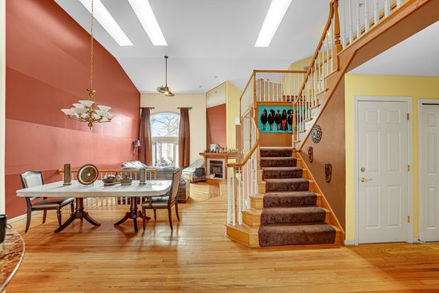 70 W Deer Haven ct Court, Crete, IL 60417