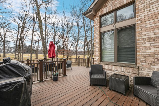 70 W Deer Haven ct Court, Crete, IL 60417