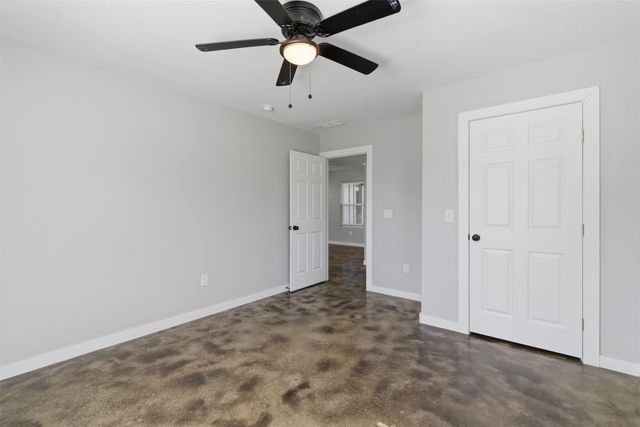 612 W Coffin Street, Denison, TX 75020
