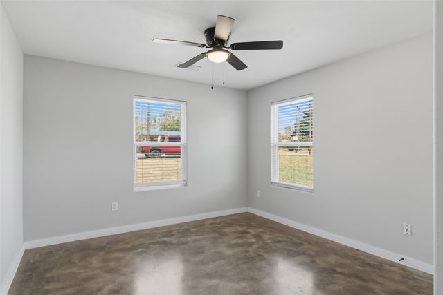 612 W Coffin Street, Denison, TX 75020