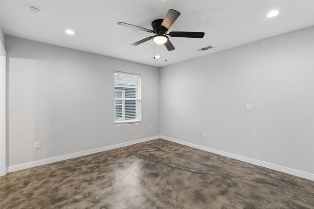 612 W Coffin Street, Denison, TX 75020