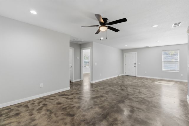 612 W Coffin Street, Denison, TX 75020
