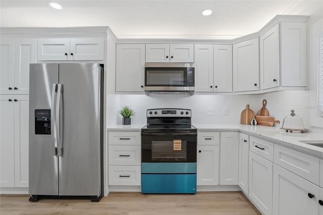 2206 GORDON ST, Tampa, FL 33605