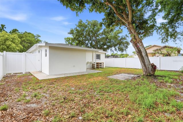 2206 GORDON ST, Tampa, FL 33605