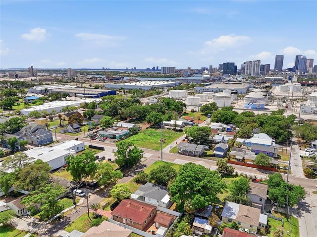 2206 GORDON ST, Tampa, FL 33605