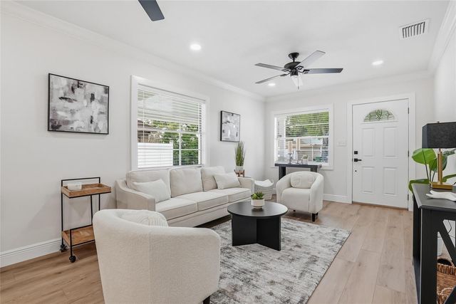 2206 GORDON ST, Tampa, FL 33605