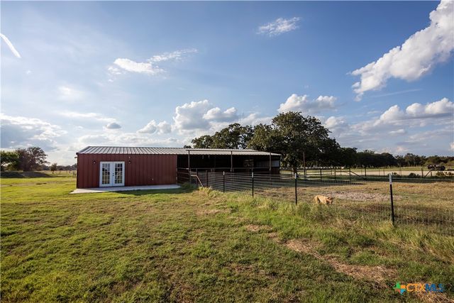 22433 Fm 2268, Holland, TX 76534