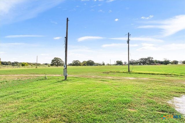 22433 Fm 2268, Holland, TX 76534
