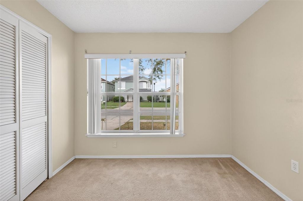 Image 13 of property listing at 13203 ASHINGTON POINTE DRIVE, Orlando, FL 32824
