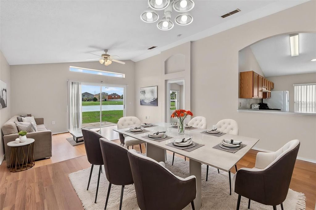 Image 18 of property listing at 13203 ASHINGTON POINTE DRIVE, Orlando, FL 32824