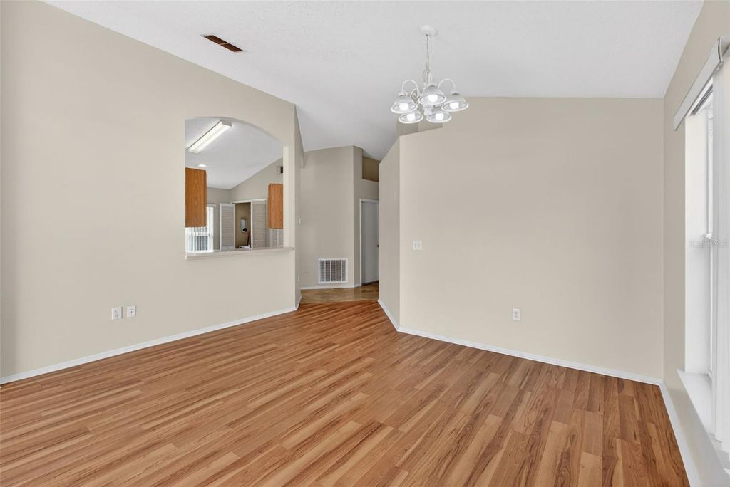 Image 19 of property listing at 13203 ASHINGTON POINTE DRIVE, Orlando, FL 32824