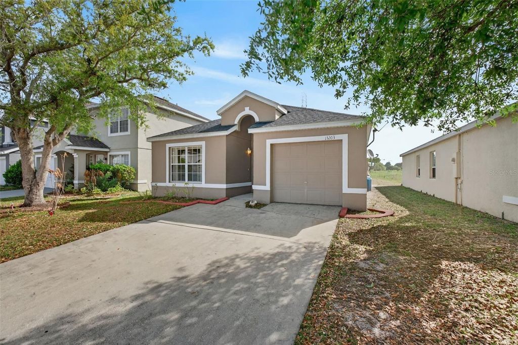 Image 3 of property listing at 13203 ASHINGTON POINTE DRIVE, Orlando, FL 32824