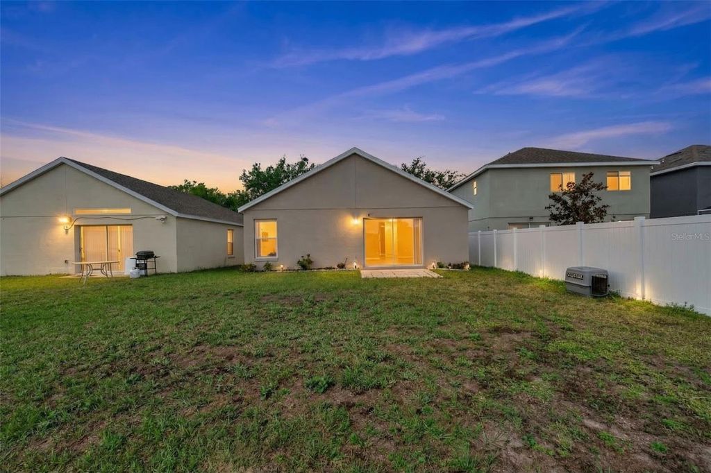 Image 74 of property listing at 13203 ASHINGTON POINTE DRIVE, Orlando, FL 32824