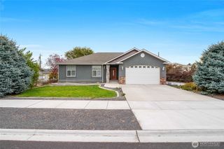 26 Ginkgo Street S, Soap Lake, WA 98851