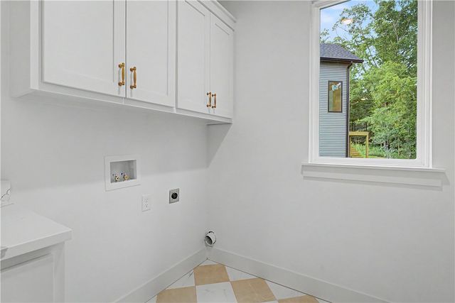 7 Minack Lane, Bella Vista, AR 72714