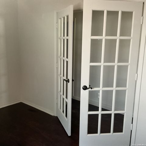 1423 CREEK KNL, San Antonio, TX 78253