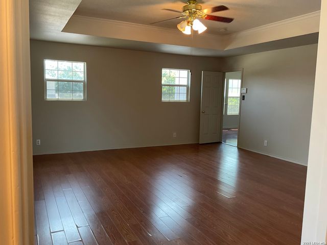 1423 CREEK KNL, San Antonio, TX 78253