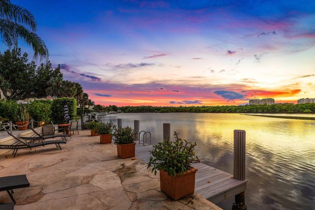 6590 N Ocean Boulevard 5, Ocean Ridge, FL 33435